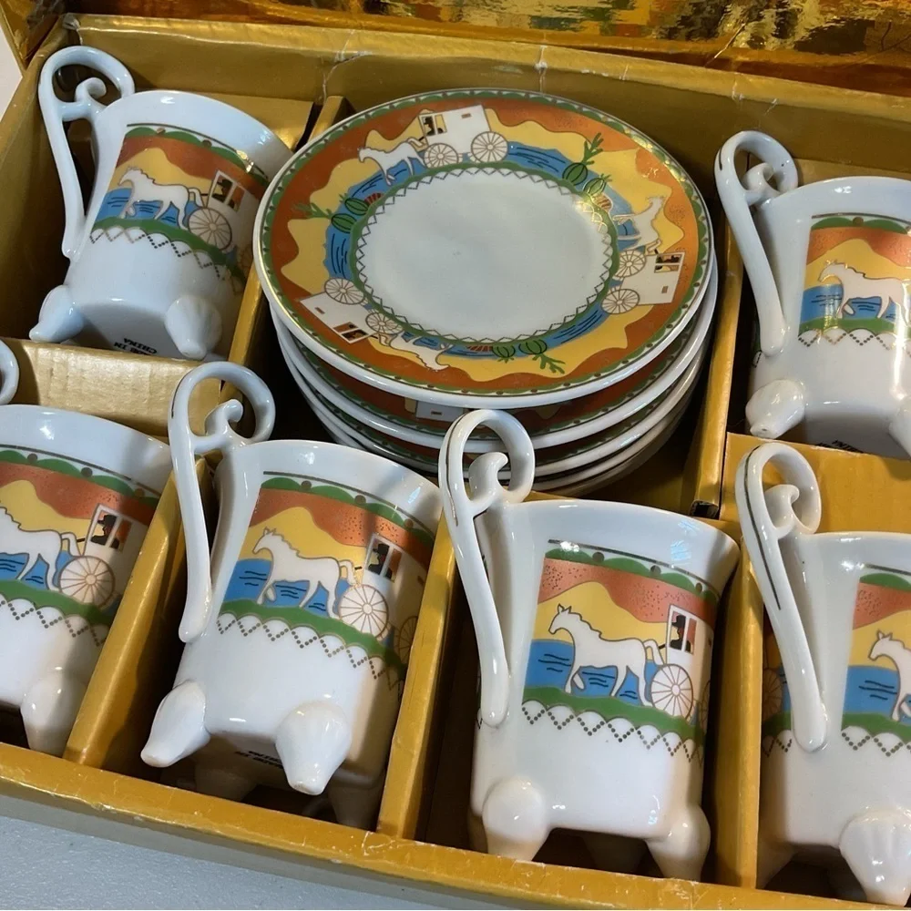 Vintage Horse Carriage Mini Tea Set Rare Southern Charm
